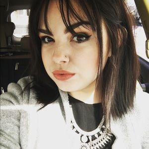 Meet your Posher, Allison